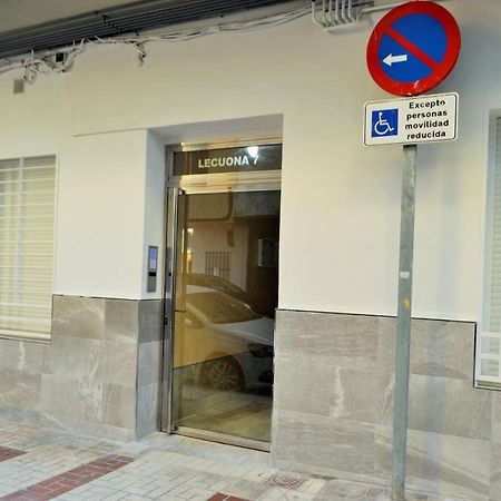 Vialia Apartamentos Suites Málaga Extérieur photo