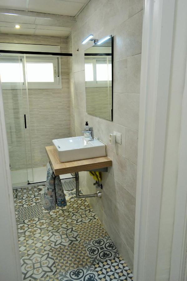 Vialia Apartamentos Suites Málaga Extérieur photo