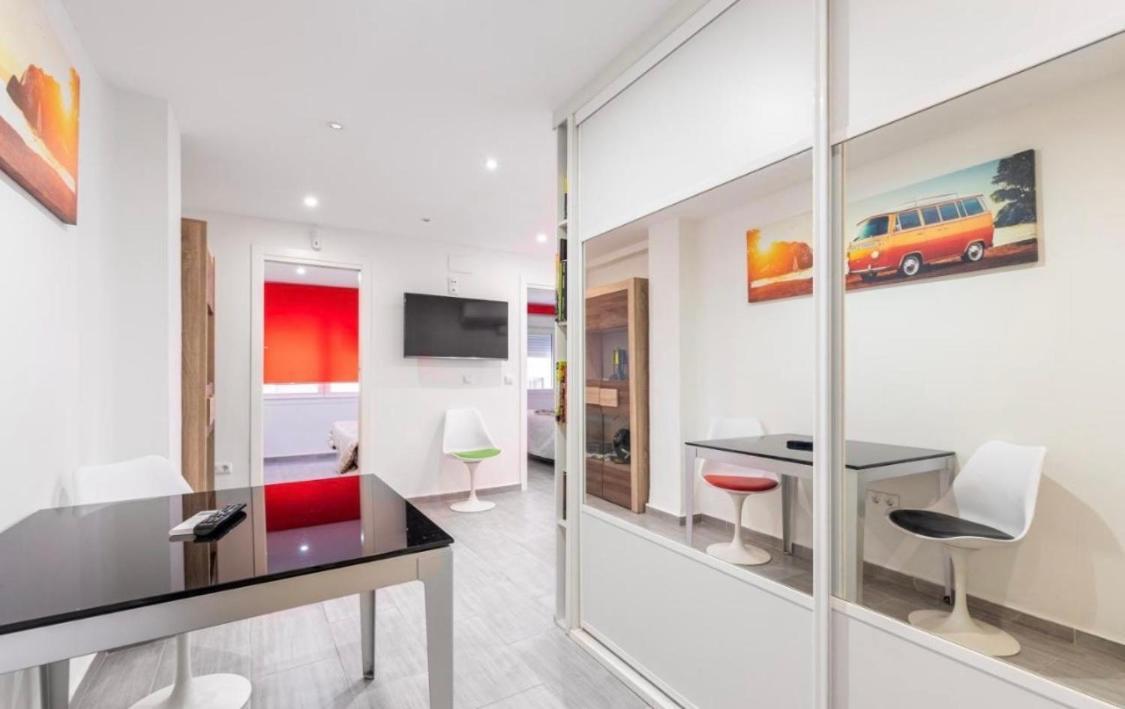 Vialia Apartamentos Suites Málaga Extérieur photo