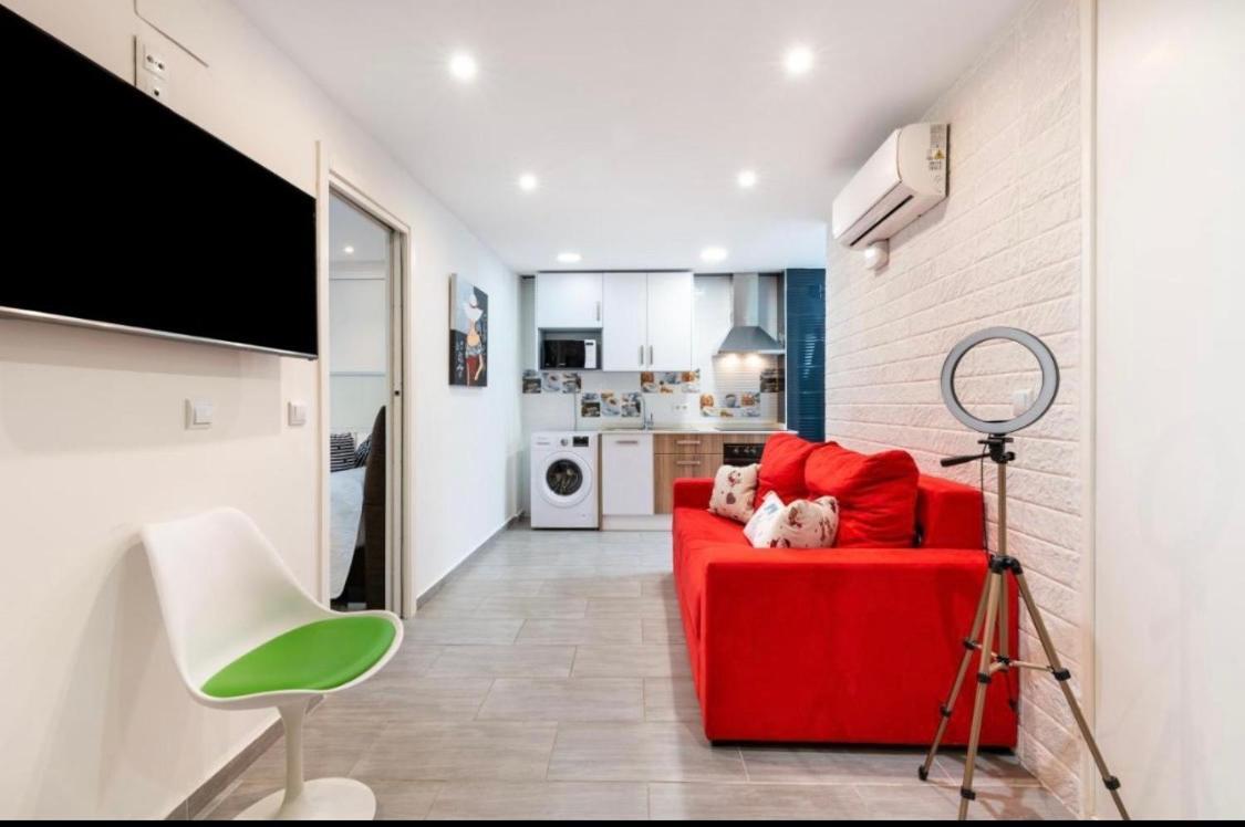 Vialia Apartamentos Suites Málaga Extérieur photo