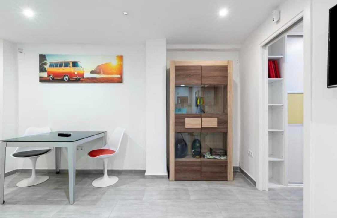 Vialia Apartamentos Suites Málaga Extérieur photo