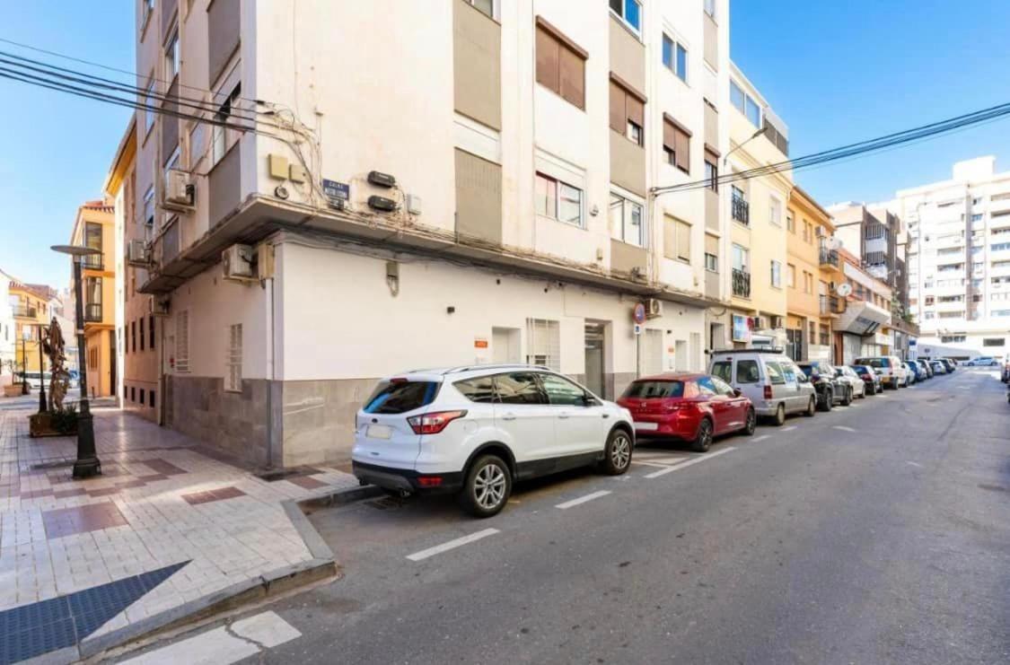 Vialia Apartamentos Suites Málaga Extérieur photo